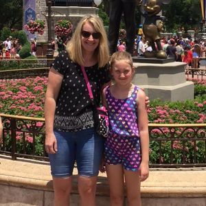 Meet your Posher, Jennifer